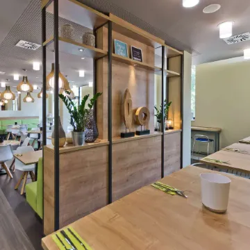 Super 8 by Wyndham Oberhausen
