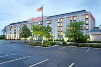 Hampton Inn Woodbridge فنادق في South Amboy