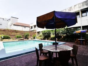 Istana Hotel Bandung RedPartner