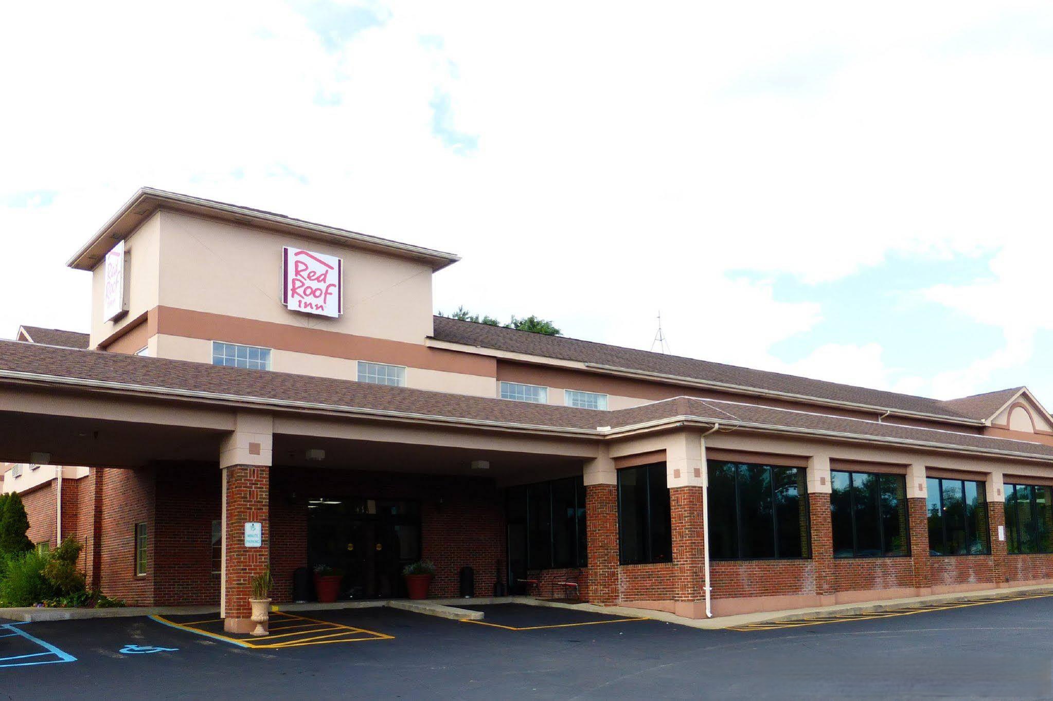 Red Roof Inn & Suites Lake Orion/Auburn Hills