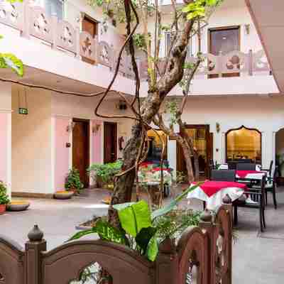 Amritara Suryauday Haveli Hotel Exterior