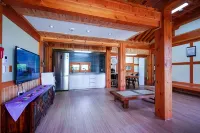 Yeongam Namhyangjae Hanok Experience Pension Hotels in Yeongam-gun