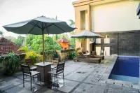 Hotel Puri Ayu Bali Hotel dekat Universitas Udayana, Kampus Sudirman