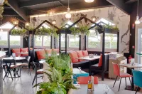 Kyriad Direct Perpignan Nord – Aéroport Hotel a Rivesaltes