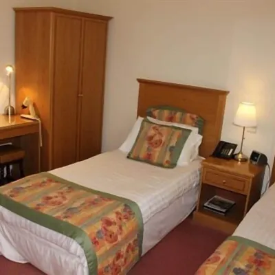 Horizon Hotel Hotels near Carnegie Library