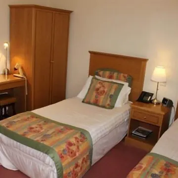 Hewlett Apartments - Housity