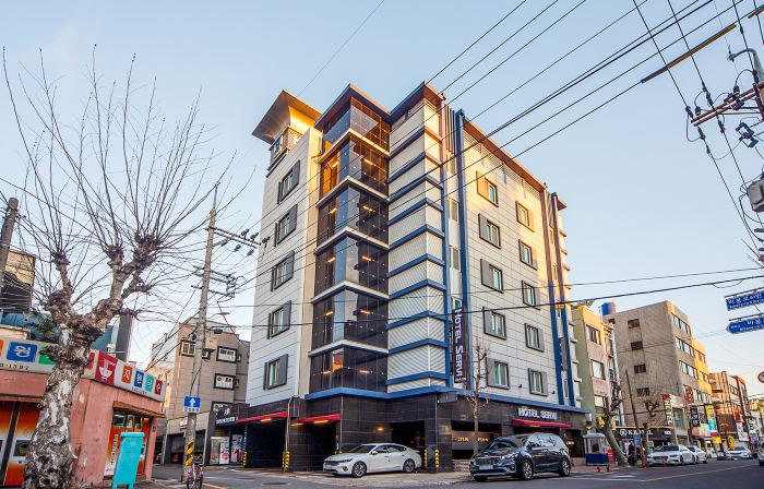 Jinju Hotel Servi