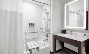 Four Points by Sheraton Flushing