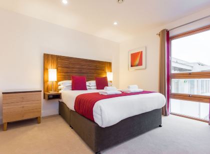 Premier Suites Bristol Cabot