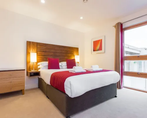 Premier Suites Bristol Cabot Hotels near The Galleries