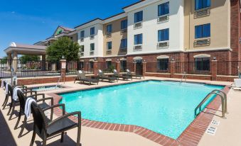 Holiday Inn Express & Suites Midland Loop 250