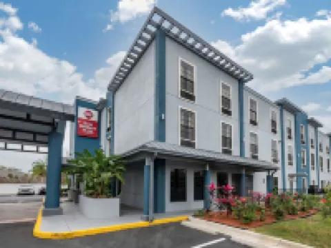 Best Western Plus Bradenton Gateway Hotel Hotels near Sarasota Bradenton International Airport