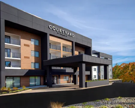 Courtyard Cincinnati Airport Hotels in Erlanger