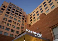 Four Points by Sheraton Vadodara โรงแรมใกล้Yep Spa