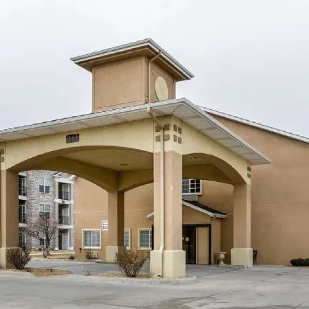 Super 8 by Wyndham Great Bend