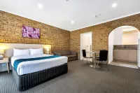 Comfort Inn & Suites Manhattan Hotels in Gepps Cross
