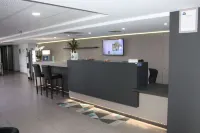 Brit Hotel Confort Roissy Saint-Witz - Wifi