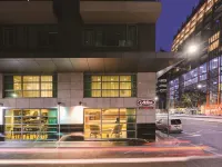 Brady Apartment Hotel Flinders Street Hotels near SEA LIFE Melbourne Aquarium