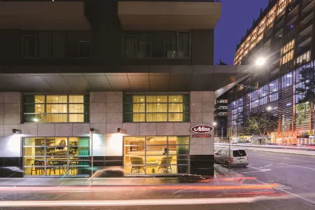 Brady Apartment Hotel Flinders Street