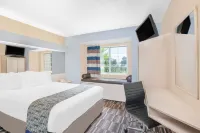 Microtel Inn & Suites by Wyndham Clear Lake