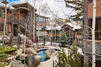 Aspenwood - CoralTree Residence Collection - Apartments