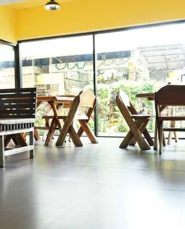 รูปภาพของเยส ข้าวสาร