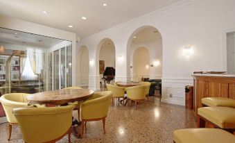 Rechigi Park Hotel