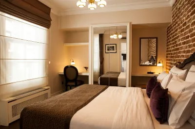 Meroddi Pera Flats Hotels in Karakoy