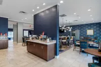Best Western Plus St. Louis Airport Hotel Các khách sạn ở Berkeley