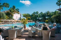 Hotel Parque Tropical - カップル