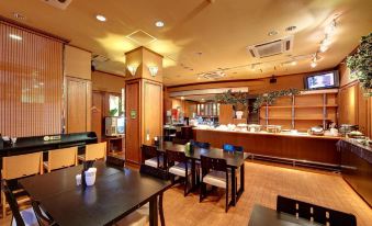 Roco Inn Matsuyama - Housity