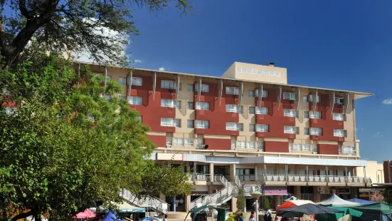 Cresta President Hotel