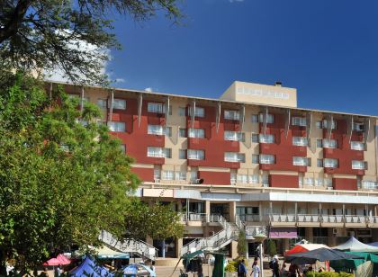 Cresta President Hotel