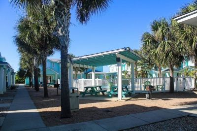 Public Areas #603 A Shore Thing at The Commons by RedAwning Photo