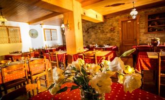 Logis Hôtel Restaurant l'Ancienne Auberge