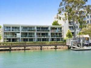 Jacaranda Noosa