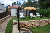 Casas No Terreiro Hotels in Lousa