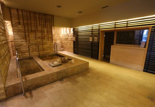 팔켄슈타이너 클럽 푸니메이션 보리크 대표 이미지