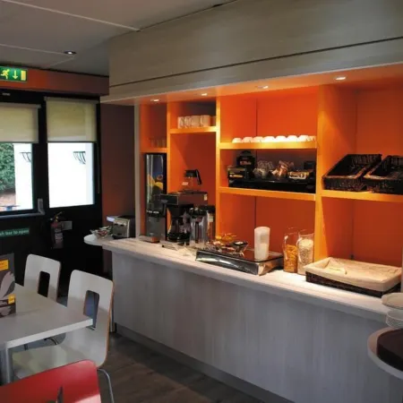 The Crossway Hotel, Coventry Walsgrave, Part of AG Collection