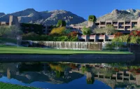 Loews Ventana Canyon Resort Hotels near Sabino Canyon