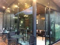 The Sky Roof Homestay @ Kiriwong Hotels in Lan Saka