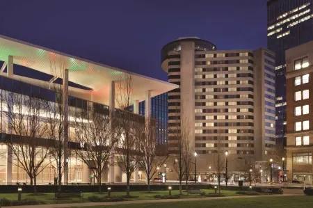 Hyatt Regency Louisville Отели рядом с достопримечательностью «T3»