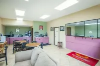 Econo Lodge Belton - Kansas City South Hotels in Raymore