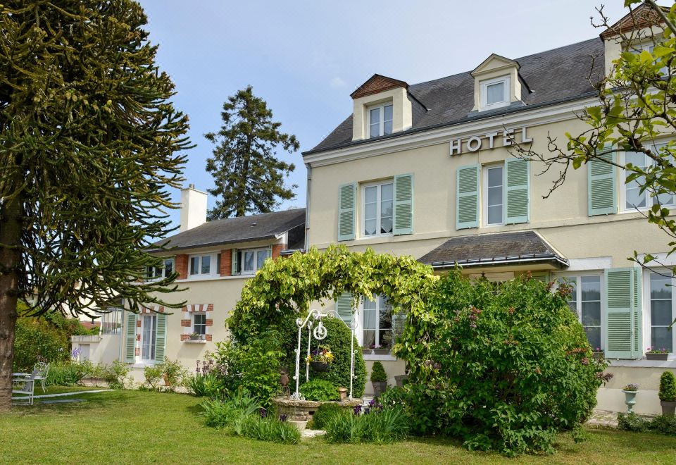 hotel overview picture
