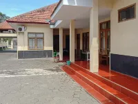 Hotel Istiqlah Syariah Các khách sạn ở Giri