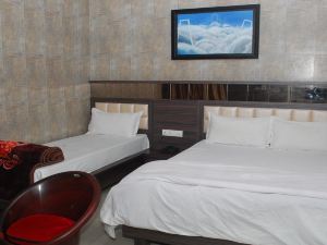 The Sky Comfort - Hotel the Heaven, Dwarka