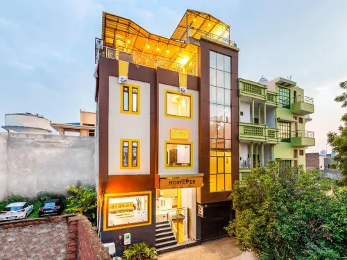 The Hosteller Agra