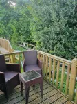 Glamping Hut - Sleeps 2, Hot Tub & Parking - Homestays
