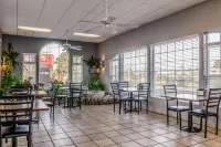 Clarion Hotel by Humboldt Bay - breakfast