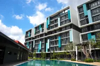 The Miere Suites @ KLIA Sepang Hotels in Sepang